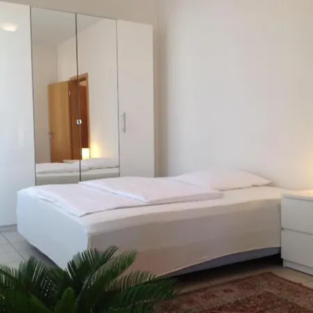 Aparthotel Boarding-potsdam 4*